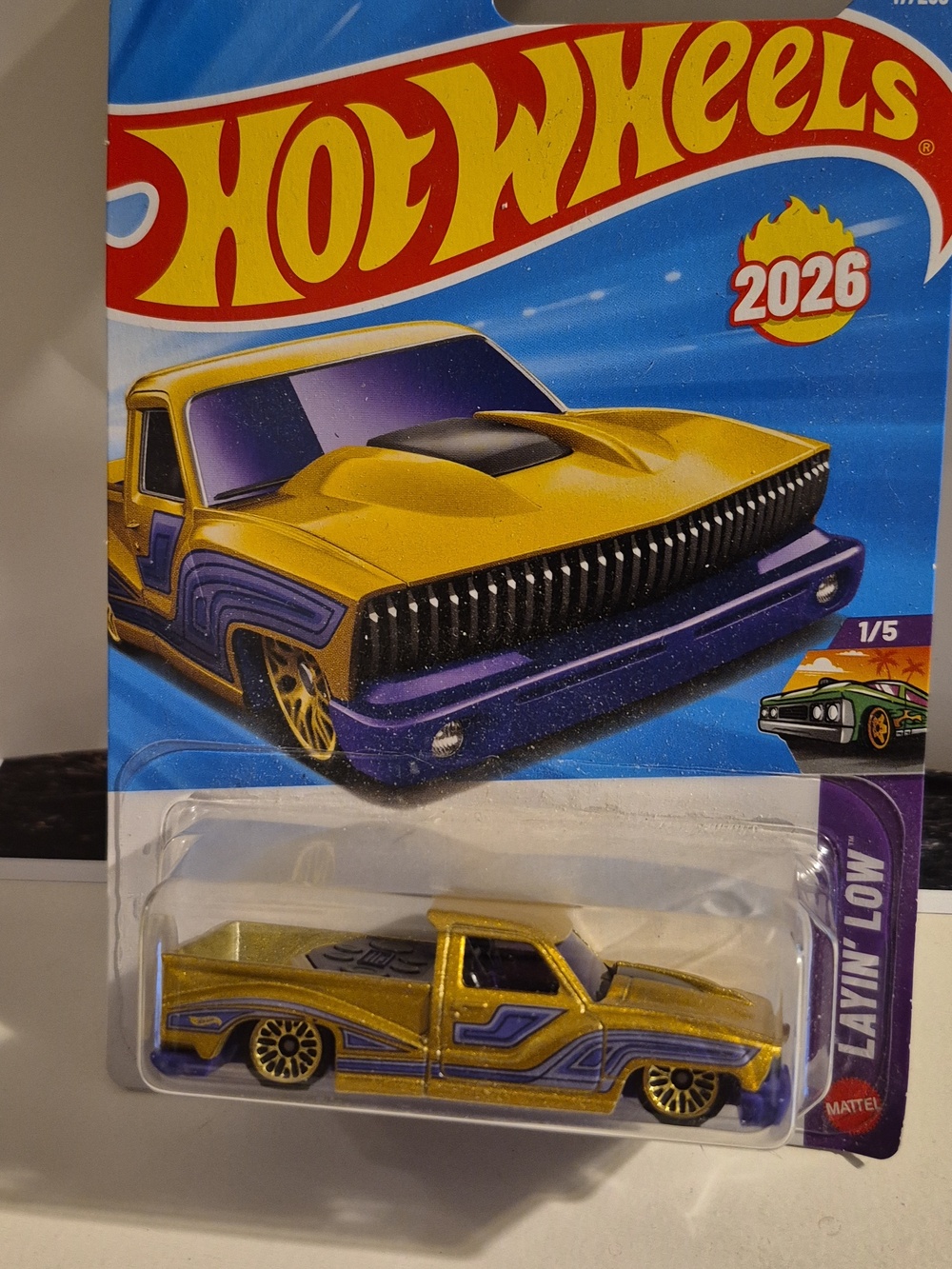 D4 Hot Wheels Bounce n Bass shipping protector pickup truck